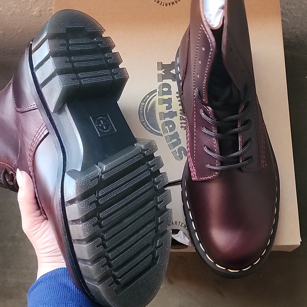 Brand new Dr. Martens Red and Black Boots with platform Sole - Picture 7 of 9